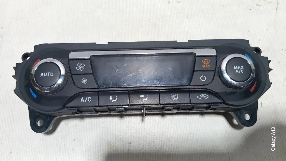 Ford Focus III (Mk3) Dígitális klíma kapcsoló