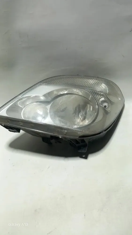 Mercedes (W906/NCV3) Bal első fényszóró (Halogén)