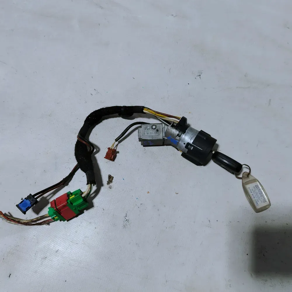 Peugeot 307 (Mk1 / T5/T6) Gyújtáskapcsoló kulccsal. (elektromos rész)